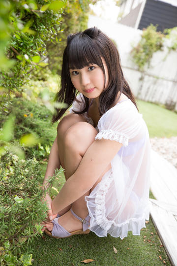 国产趴着打光屁股sp抽打