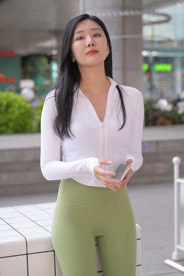 日本不卡免费一本一二区