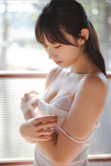 巨胸喷奶水视频